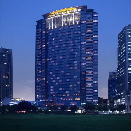 JW Marriott Hotel Jakarta Отели рядом с достопримечательностью «Торговый центр Kuningan City»