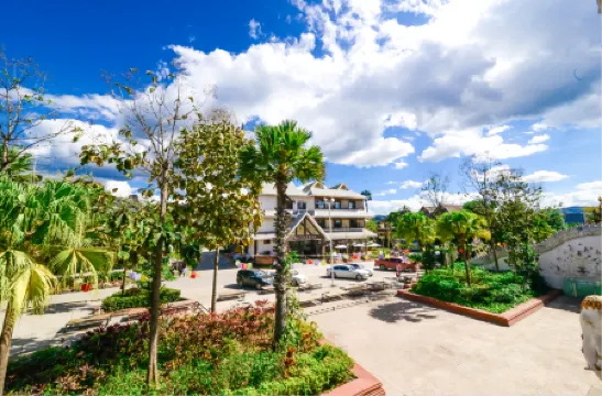 Tadong 36 Jian Holiday Hotel