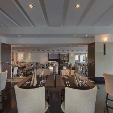 Swissotel Sydney Отели рядом с достопримечательностью «Государственный театр»