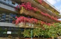 Zhanjiang Sunshine Apartment Hotel in zona Zhanjiang Normal University Physical Training Hall