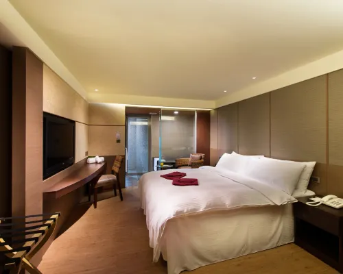 Beitou Hot Spring Resort Hotels near Shipai Metro Station