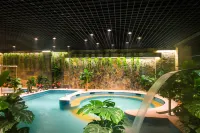 Bazhou Seine Hot Spring Hotel - Hot Springs