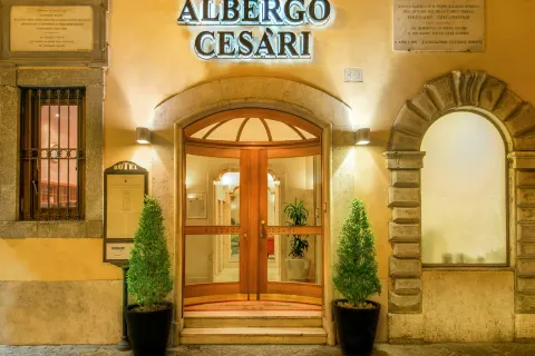 9Hotel Cesari