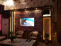 Huashan Outdoor Theme Hotel - Barer