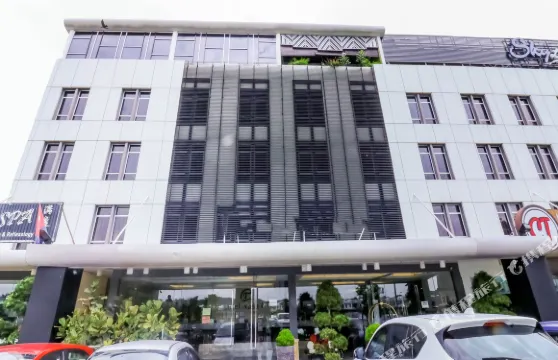 柔佛州接朗帕塔大街尼達酒店