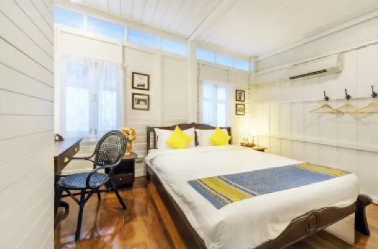 バーンカチットパン ボロッムピマーン宮殿周辺のホテル