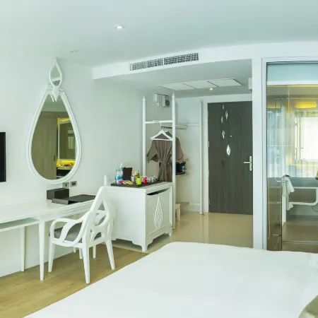 Anajak Bangkok Hotel Отели рядом с достопримечательностью «Станция надземного метро Phaya Thai»