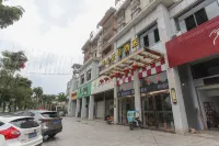 Fenghuang Yihao Hotel Hotels in County