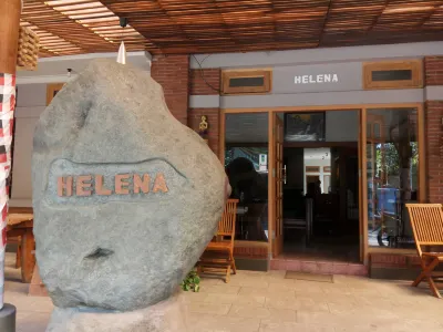Helena Guest House Hotel di Oro-oro Dowo