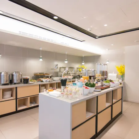 Homeinn Selected Hotel (Wuxi Nanchang Street Sanyang Square Subway Station)