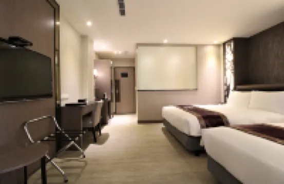 J-Hotel