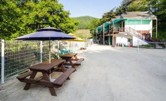 Bandine Herb Pension Hongcheongun