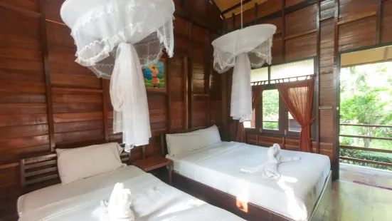 Namkhong Guesthouse and Resort