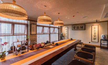 Suitetrails - Jingju Xiantang Chan Life Hotel (Nanda Yi Affiliated Hospital Qingshan Road Subway Station)