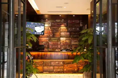 Minguo Hotel (Qingdao Catholic Church)