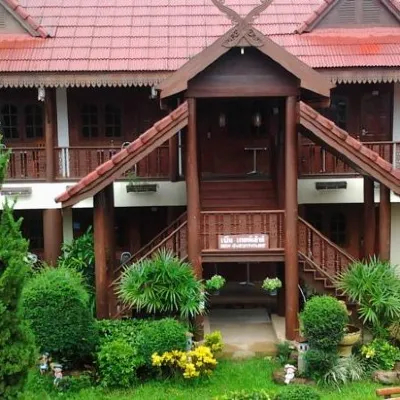 Ben Guesthouse Hotel dekat Museum Oub Kham