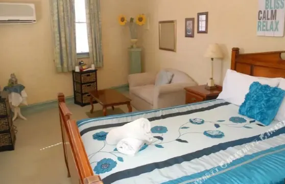 波爾特洛酒吧水療酒店