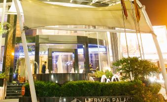 Hermes Palace Hotel Medan