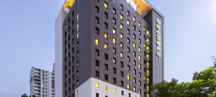 Ibis Styles Ambassador Seoul Gangnam Отели в г. Сеул