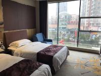 九江城市之光酒店 - 落地窗双床房