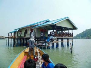 Lung DAM Homestay