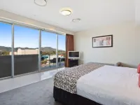 CBD Executive Apartments Hotels near Central Queensland Military and Artefacts Museum