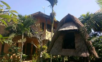 Gusde House and Villa Bali
