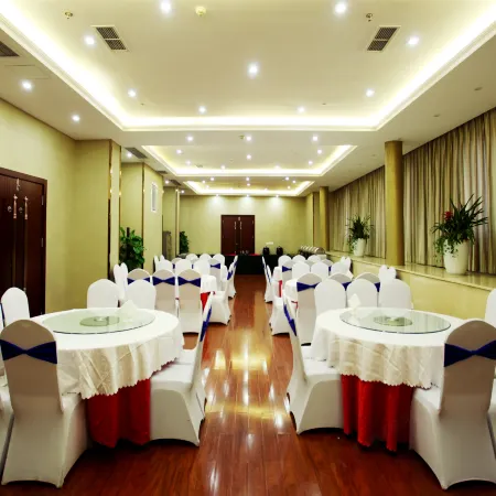 GreenTree Eastern Hotel