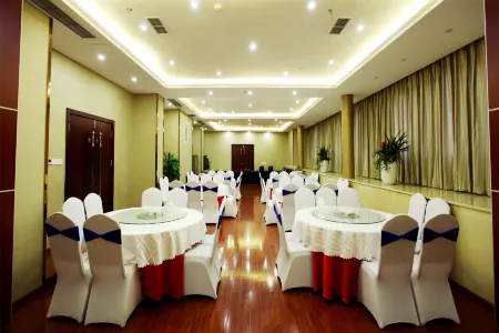 GreenTree Eastern Hotel