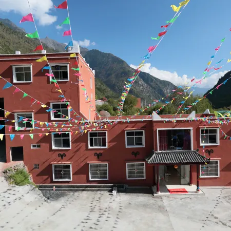 Songpinggou Yunmengge Holiday Hotel