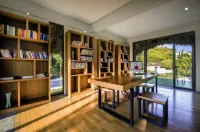 Jamahkiri Dive Resort & Spa