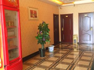 Weixian Baiyun Hotel