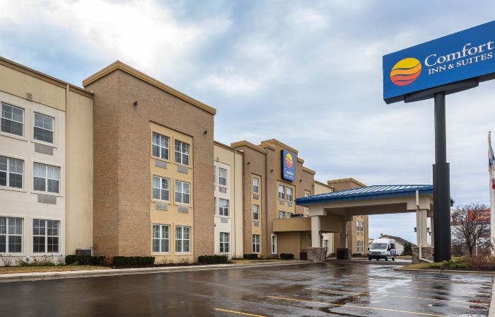Comfort Inn & Suites Allen Park - Dearborn