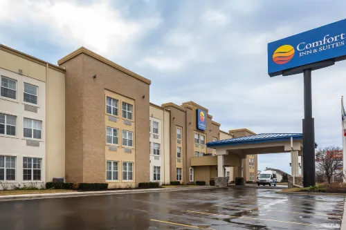 Comfort Inn & Suites Allen Park - Dearborn Hotels in Allen Park