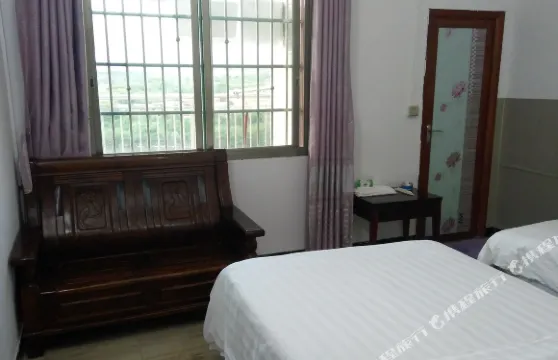 清遠湖畔家庭公寓