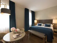 Rosa Grand Milano - Starhotels Collezione Hotels near Cordusio Station