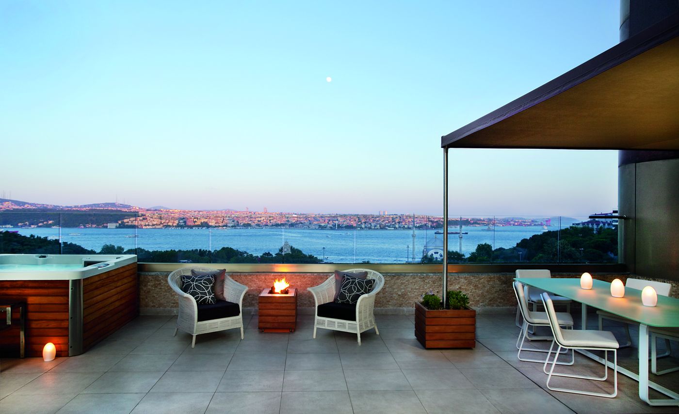 The Ritz-Carlton, Istanbul (The Ritz-Carlton, Istanbul at The Bosphorus)