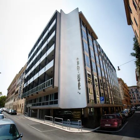 Albani Hotel Roma Отели рядом с достопримечательностью «Квартал Коппеде»