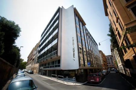 Albani Hotel Roma Отели рядом с достопримечательностью «Via Don Carlo Gnocchi»