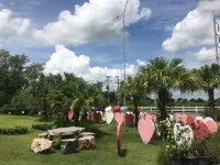 Lamduan Resort Suanphueng Ratchaburi فنادق في Chom Bueng