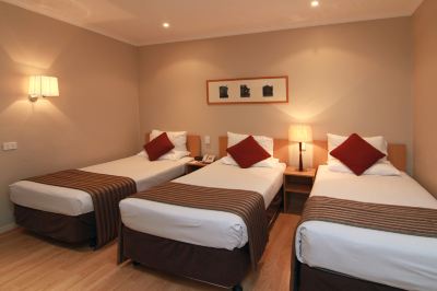 スタンダード ファミリールーム クオリティ ホテル バットマンズ ヒル オン コリンズ メルボルンの写真