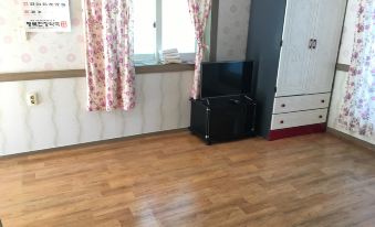 Jeil Pension Taean