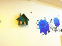 LOVE主题公寓(广州万达汉溪长隆地铁站) - 蓝色妖姬双床房