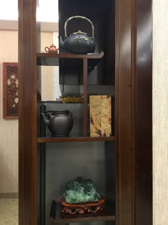 Tangwanghe Fengqingzhan Отели рядом с достопримечательностью «Народное правительство Тунг-Ван»