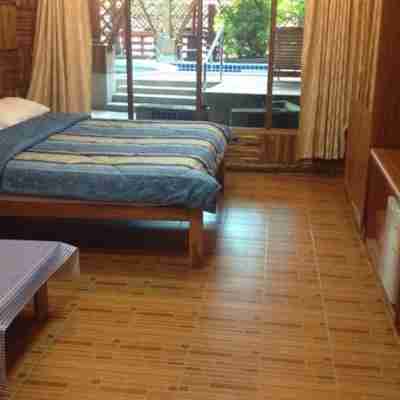 Chamathip Resort Rooms