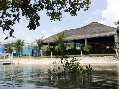 Ariella Mangrove & Eco Resort by Hiverooms فنادق في الکوي