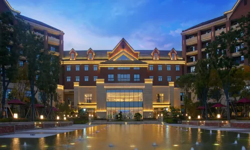 Bright Hotel Huaibei