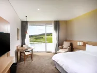 Hidden Cliff Hotel and Nature Hotels near Alive Museum