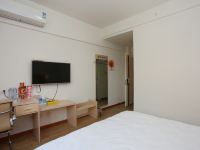 连云港青苹果酒店式公寓 - 高级大床房