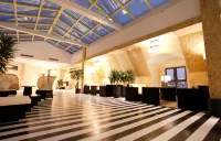 Yunding Hotel Hotels in Guang'an
